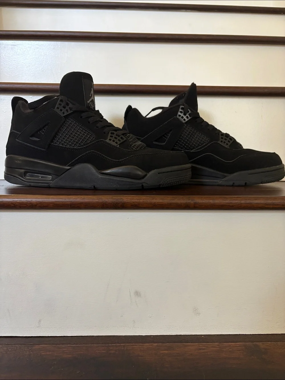 Jordan 4 Black cats retro